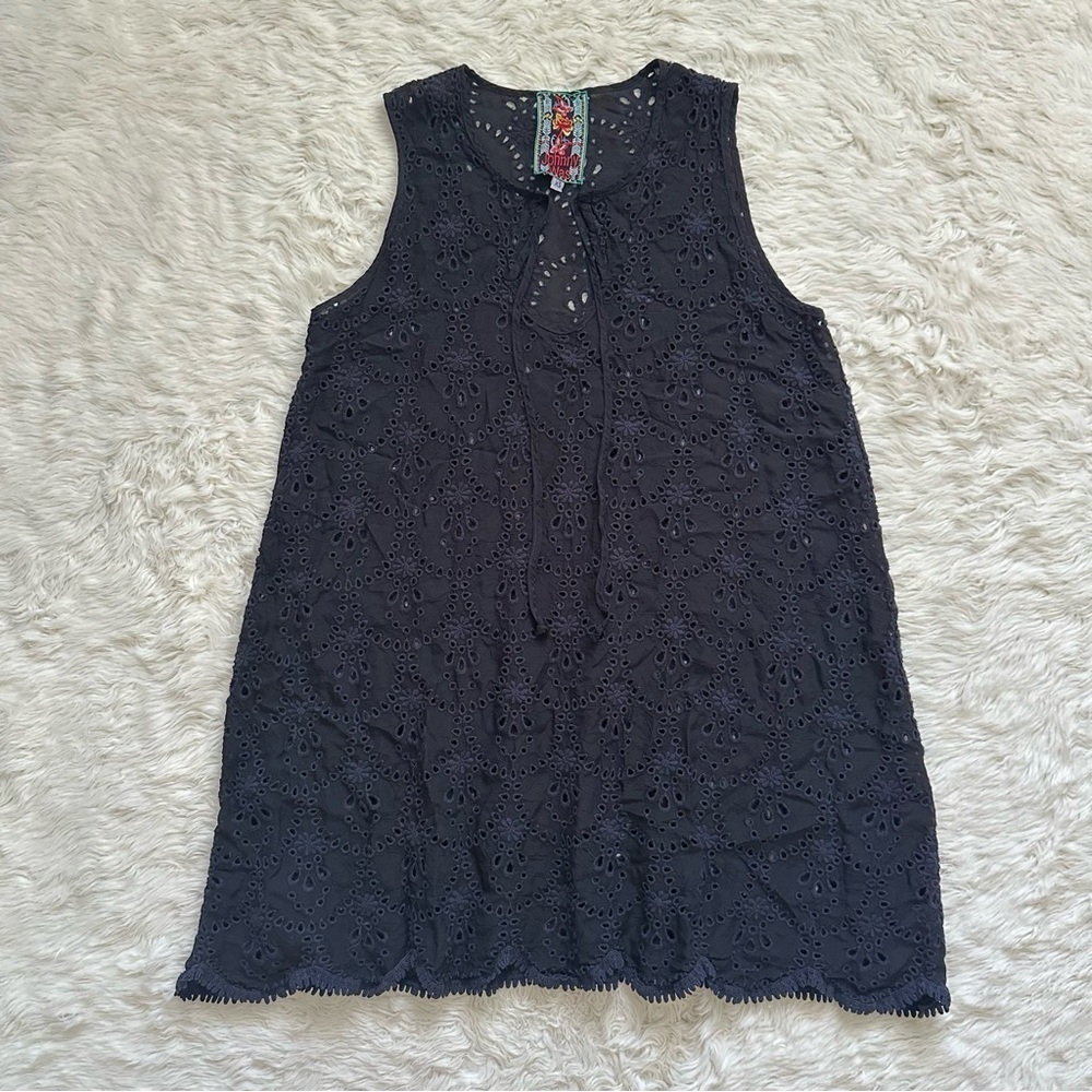 Johnny Was Top Eyelet Sleeveless Tunic Sheer See-Through Scalloped Hem Black XS